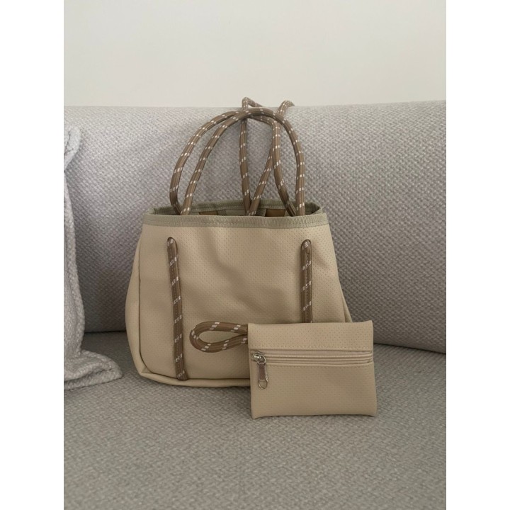 Cartera Mini fabricada en ECOcuero con portacosmético