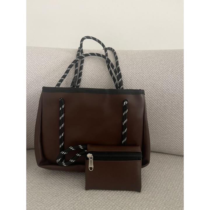 Cartera Mini fabricada en ECOcuero con portacosmético